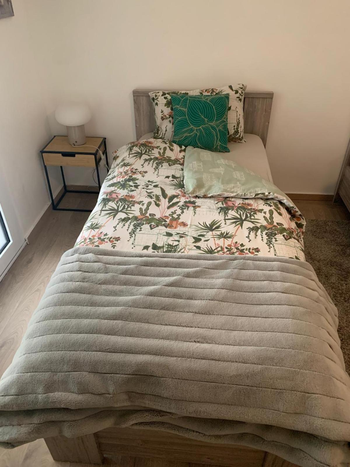 Comme A La Maison Brussel Bagian luar foto